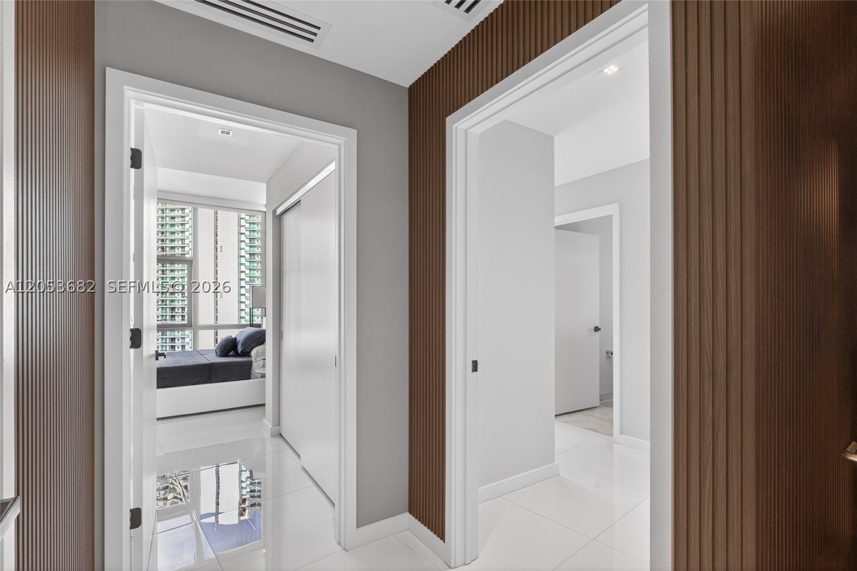 PARAMOUNT MIAMI WORLDCENT - Residential