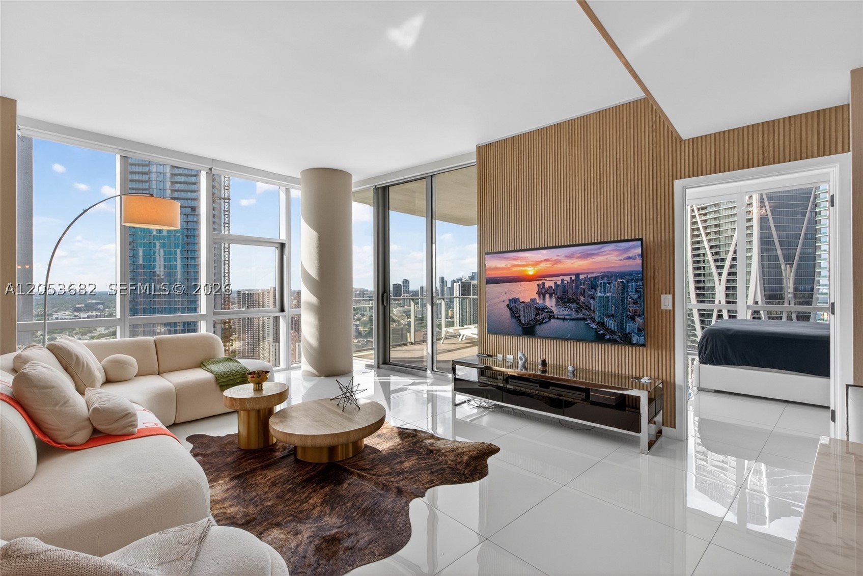 PARAMOUNT MIAMI WORLDCENT - Residential