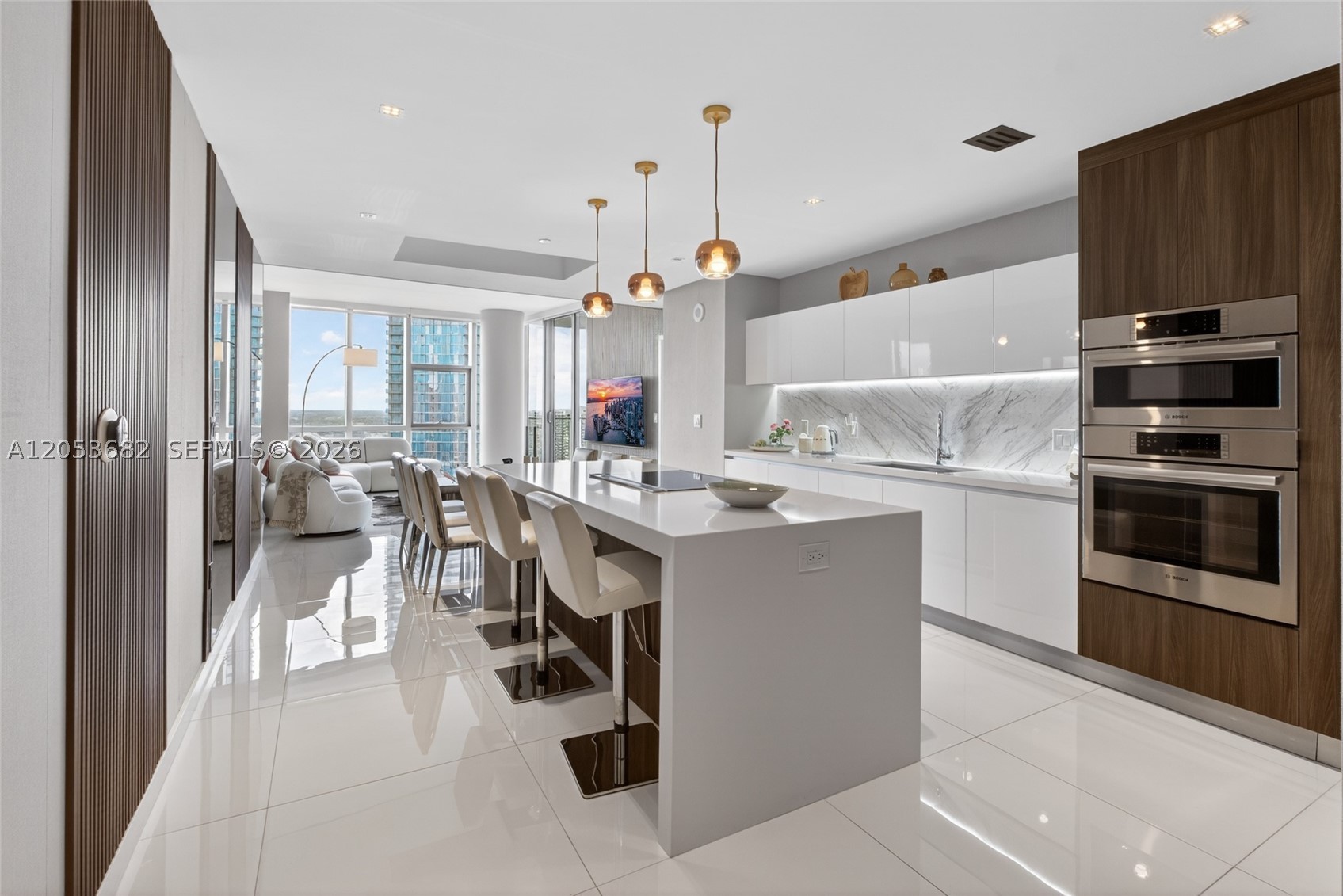 PARAMOUNT MIAMI WORLDCENT - Residential