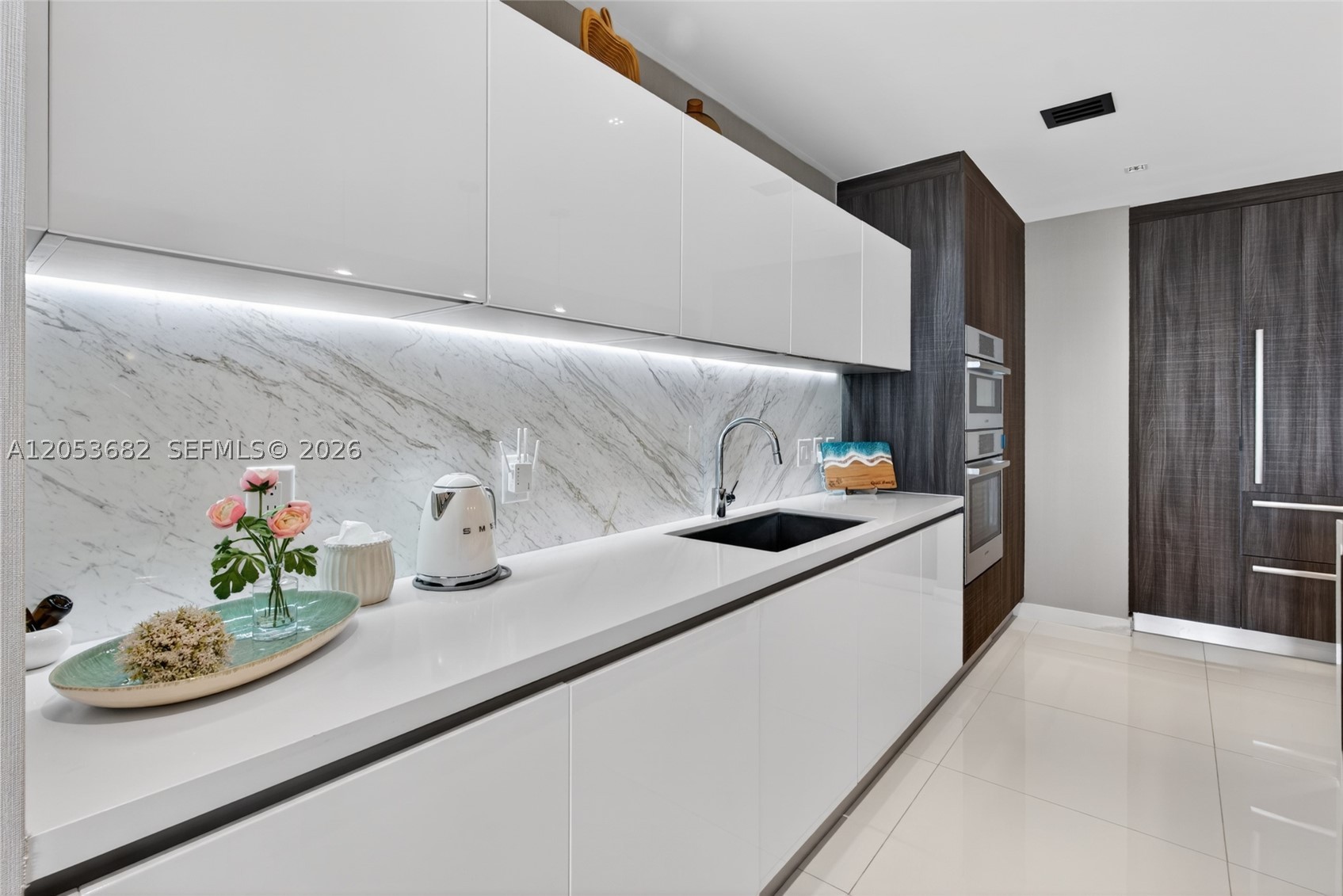 PARAMOUNT MIAMI WORLDCENT - Residential