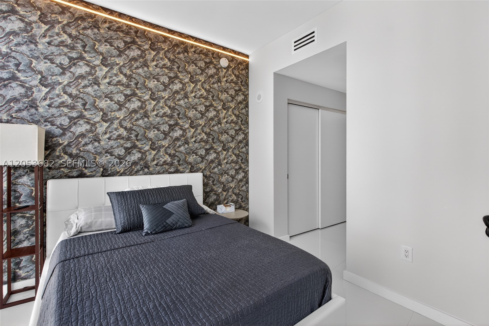 PARAMOUNT MIAMI WORLDCENT - Residential