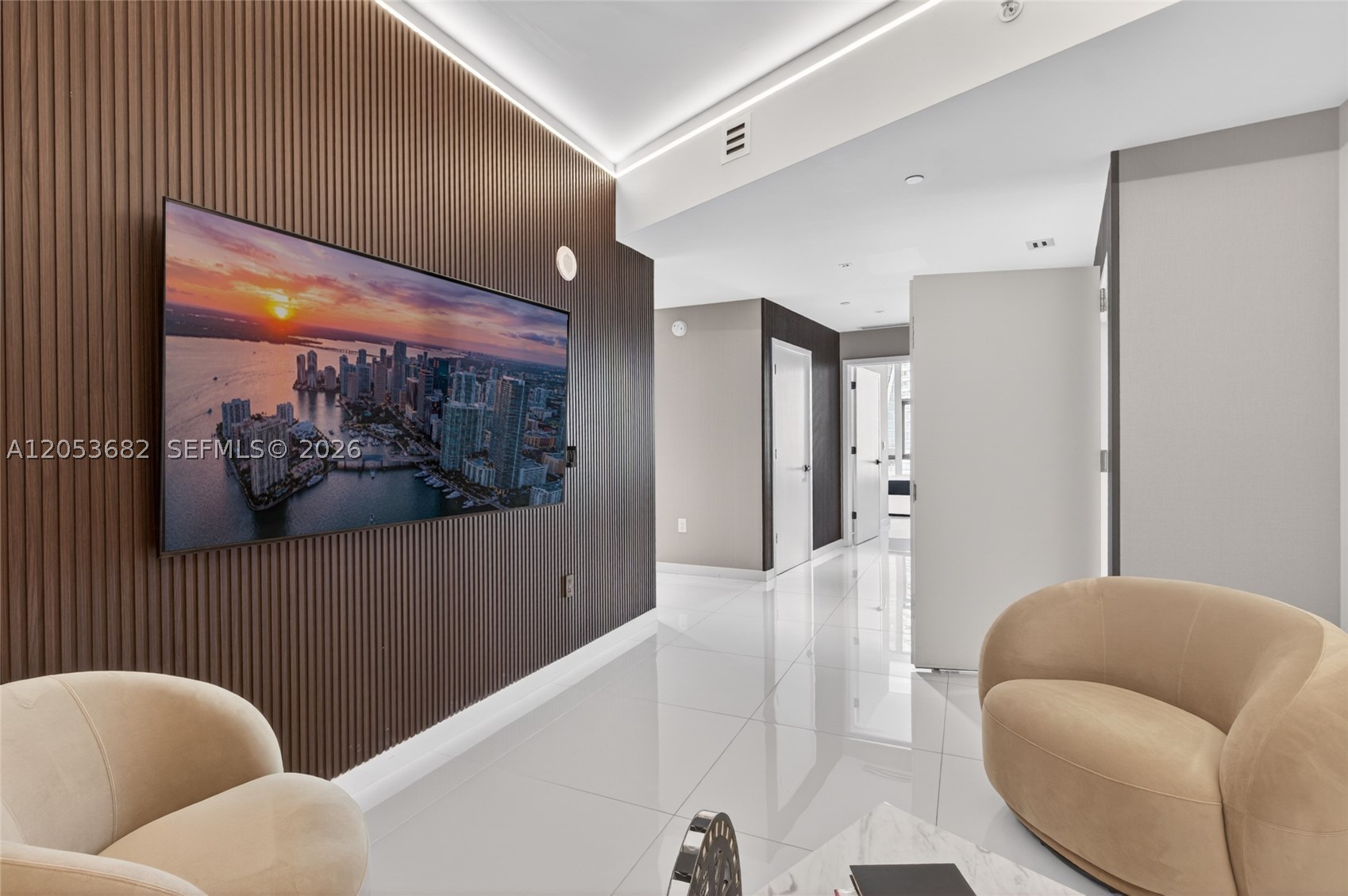PARAMOUNT MIAMI WORLDCENT - Residential