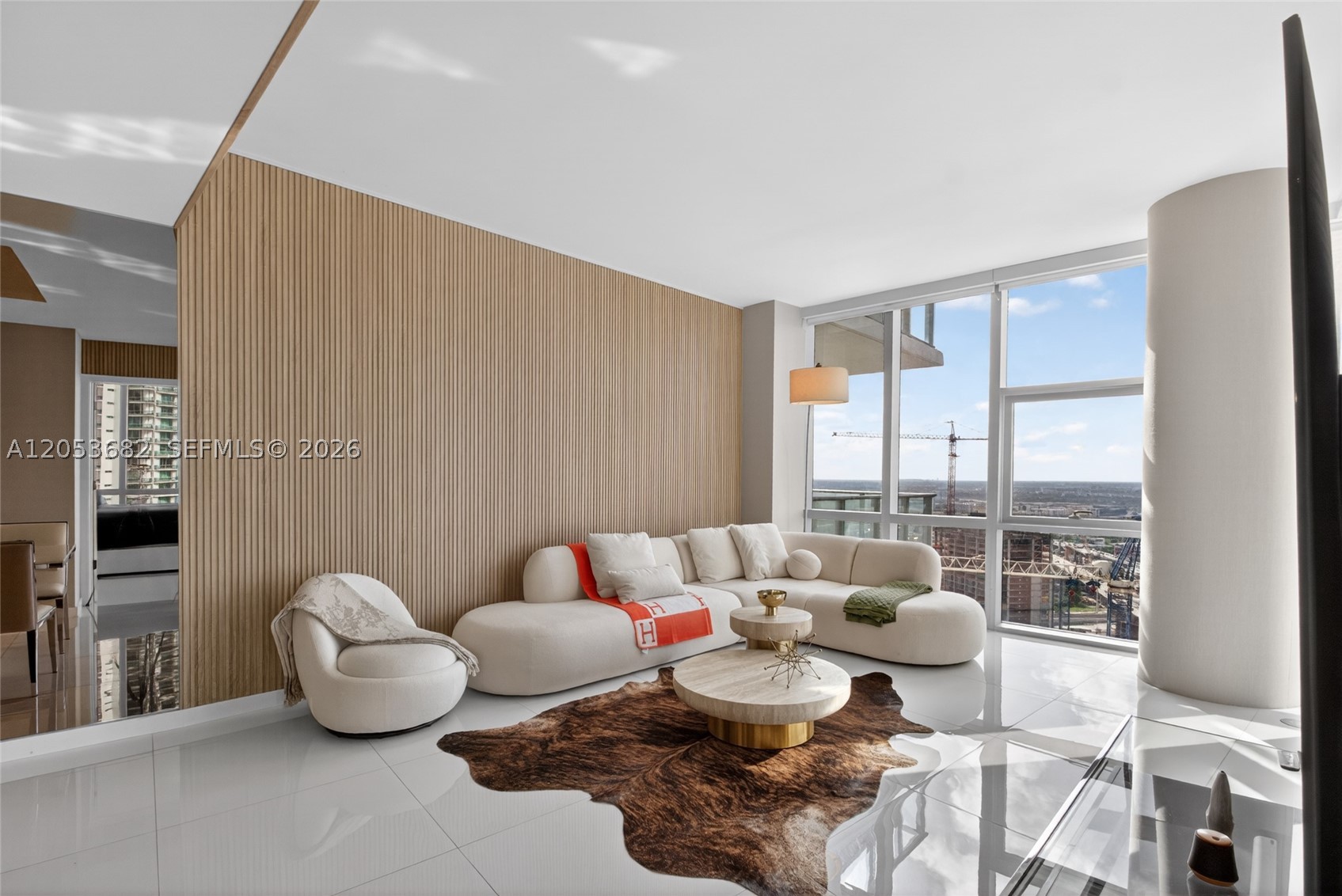 PARAMOUNT MIAMI WORLDCENT - Residential