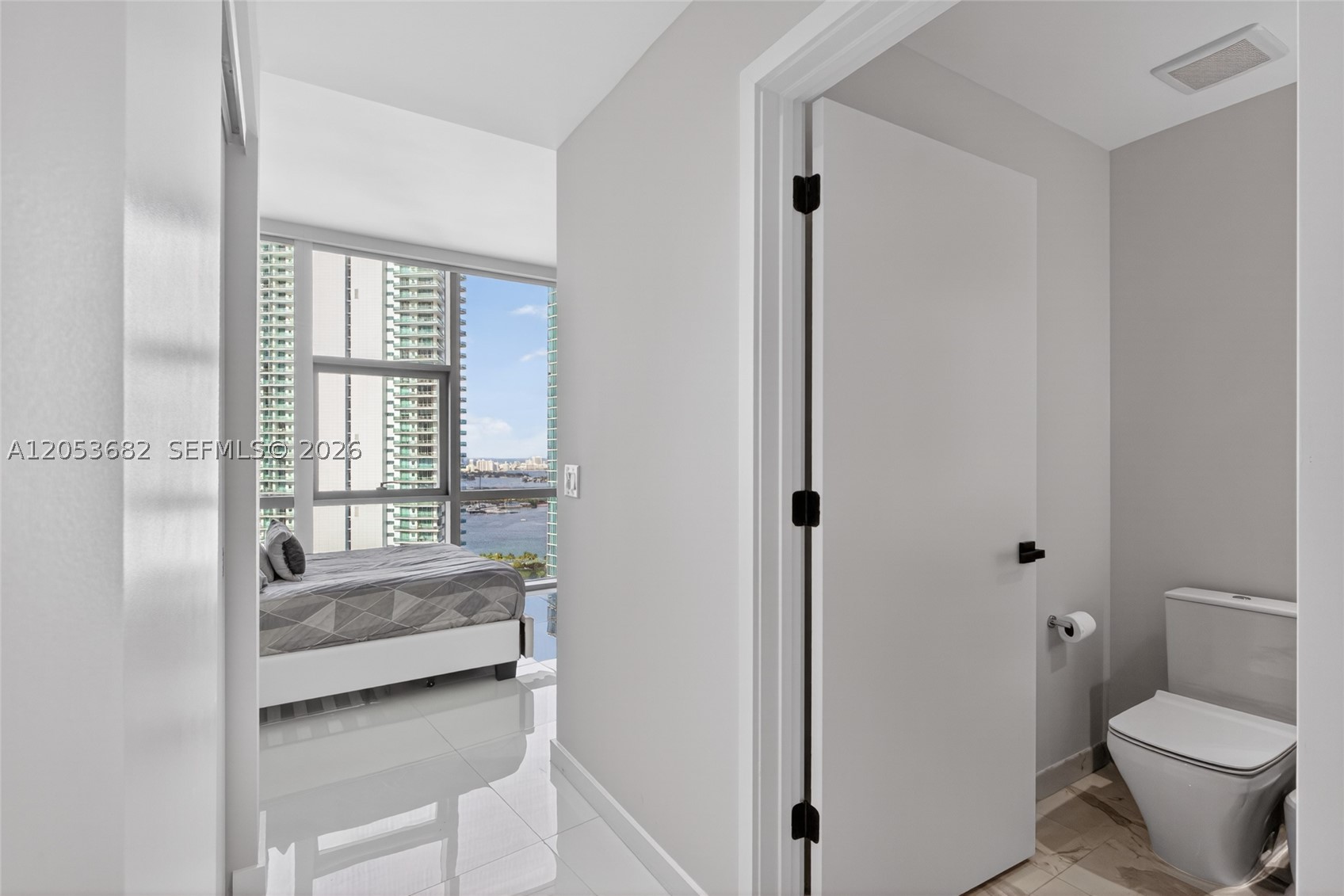 PARAMOUNT MIAMI WORLDCENT - Residential