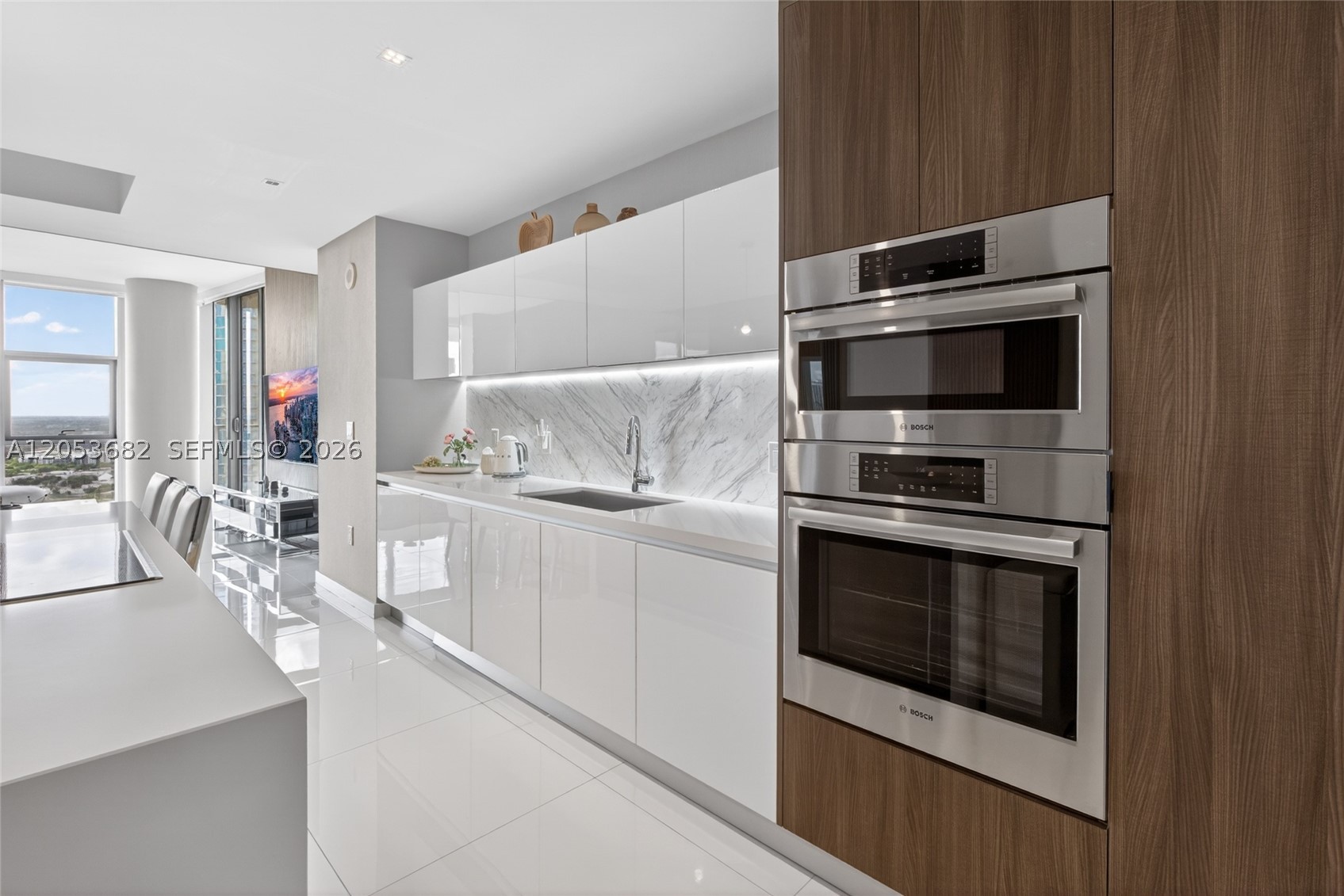 PARAMOUNT MIAMI WORLDCENT - Residential