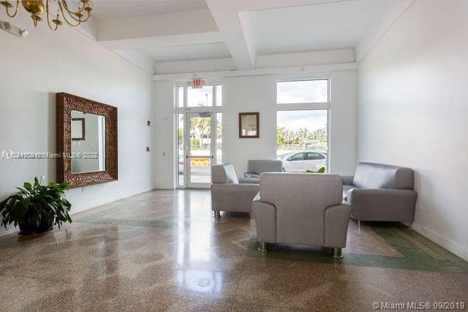 SOUTH BEACH BAYSIDE CONDO - Residential