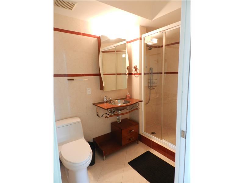 COSMOPOLITAN - Residential Lease