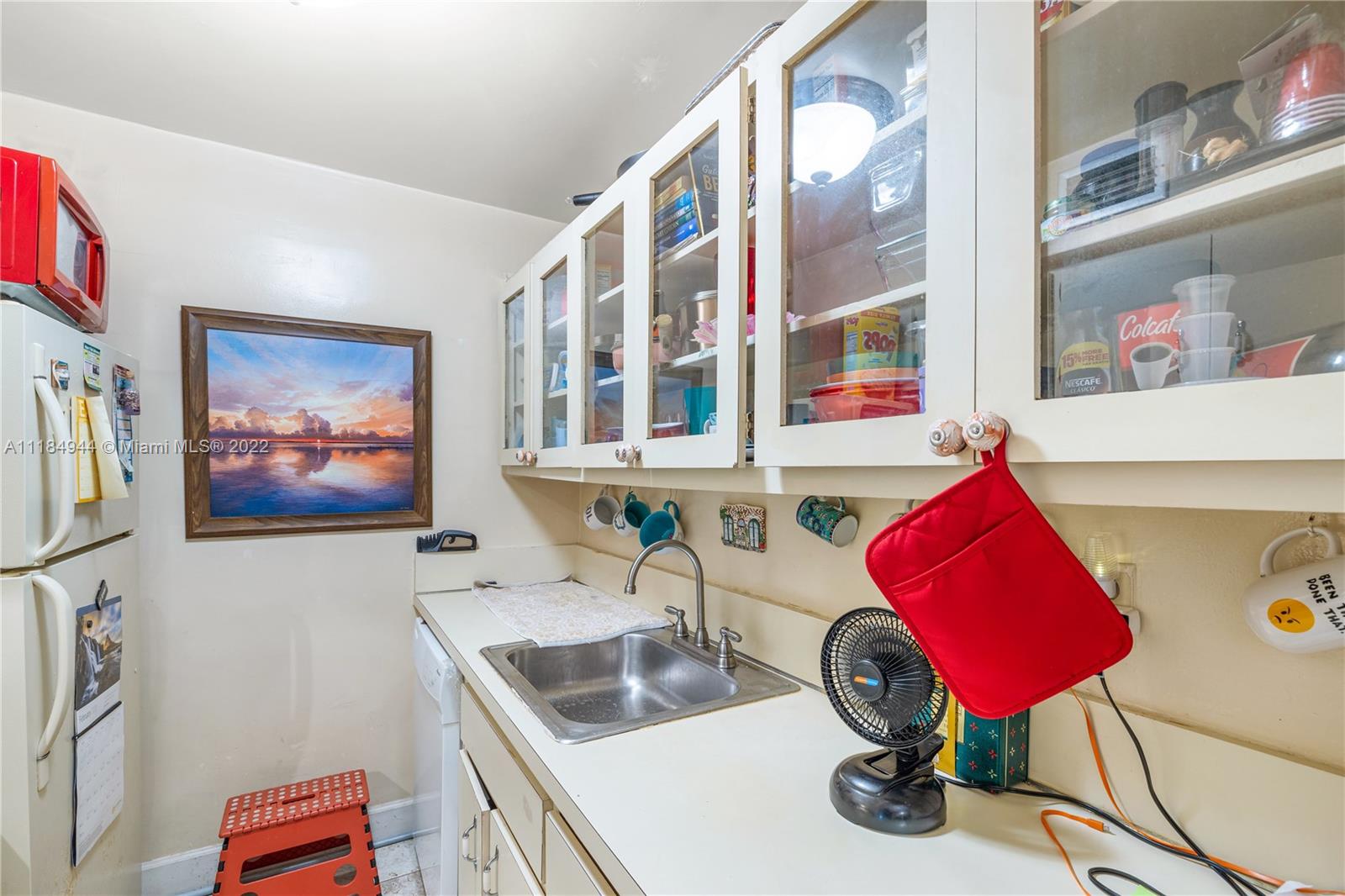 KINGSTON SQUARE CONDO - Residential