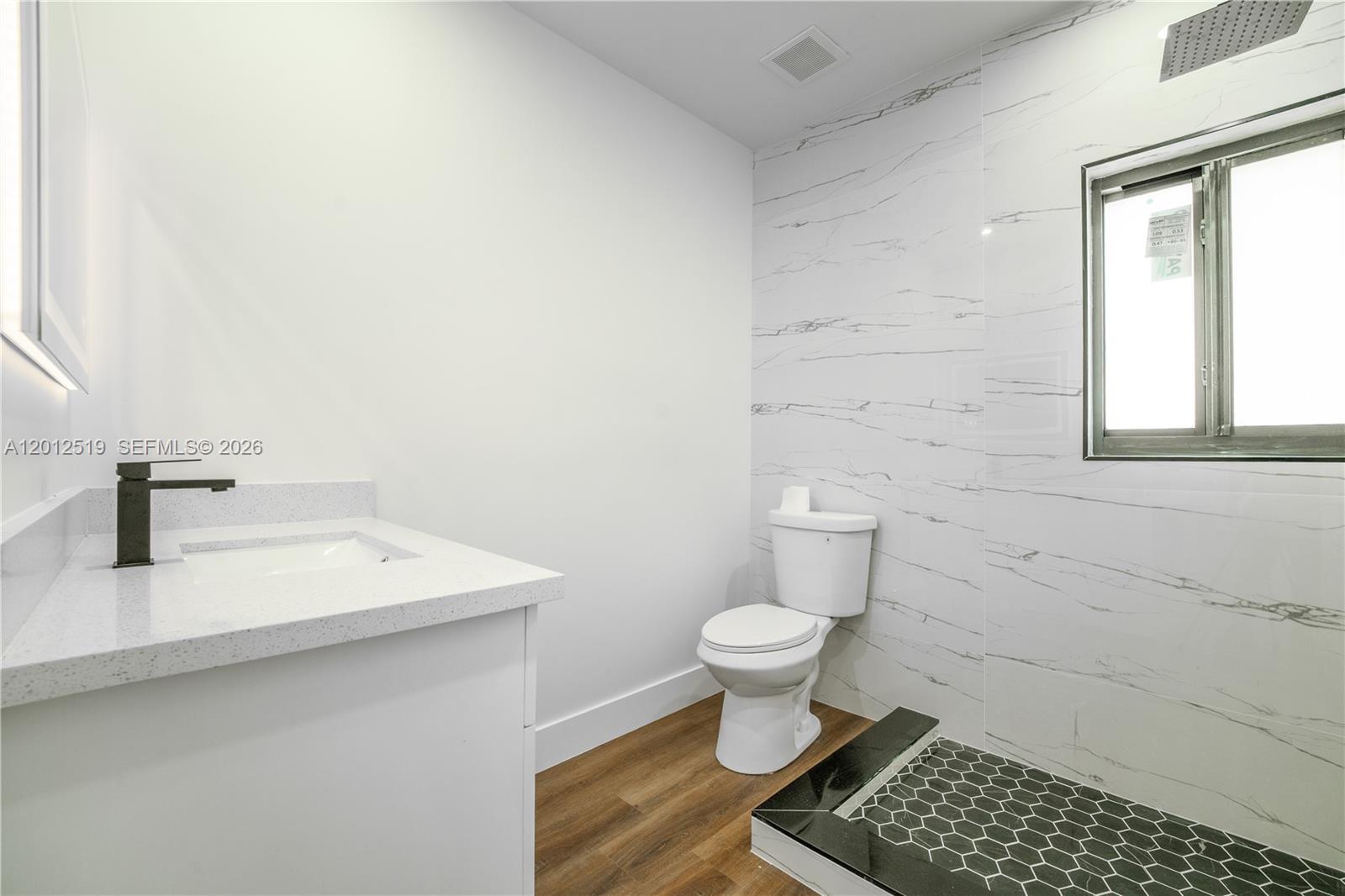 BISCAYNE GARDENS SEC E PT - Residential