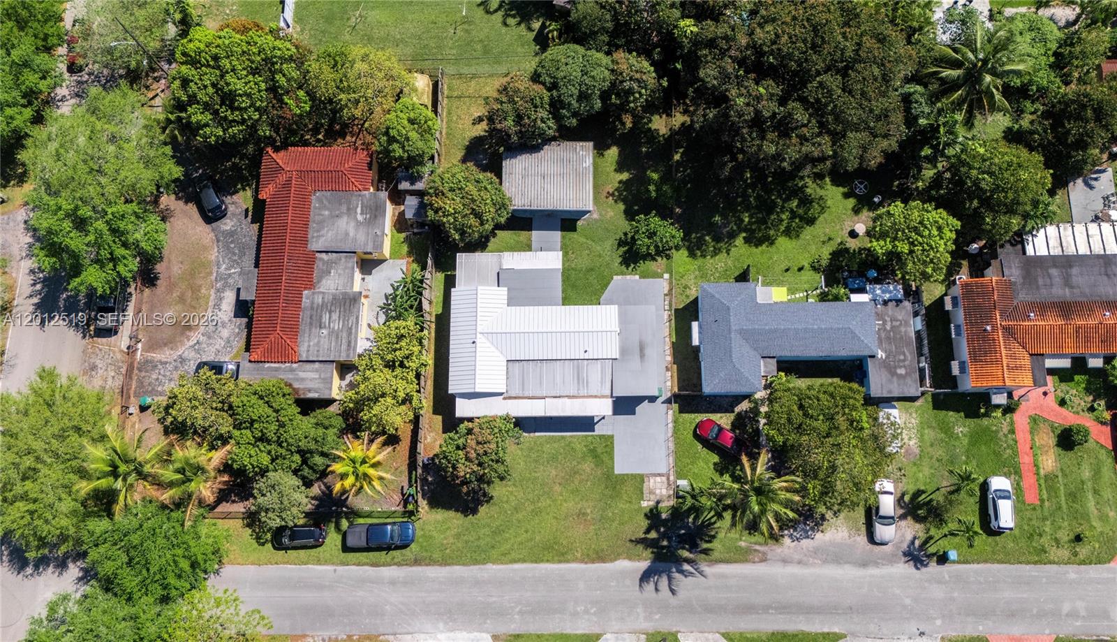 BISCAYNE GARDENS SEC E PT - Residential