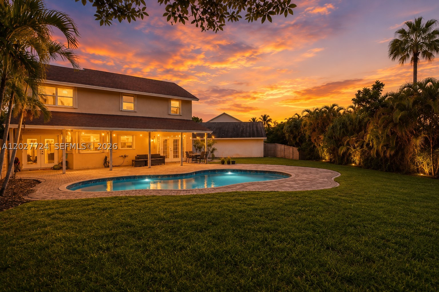 LAKESIDE SOUTH - Residential