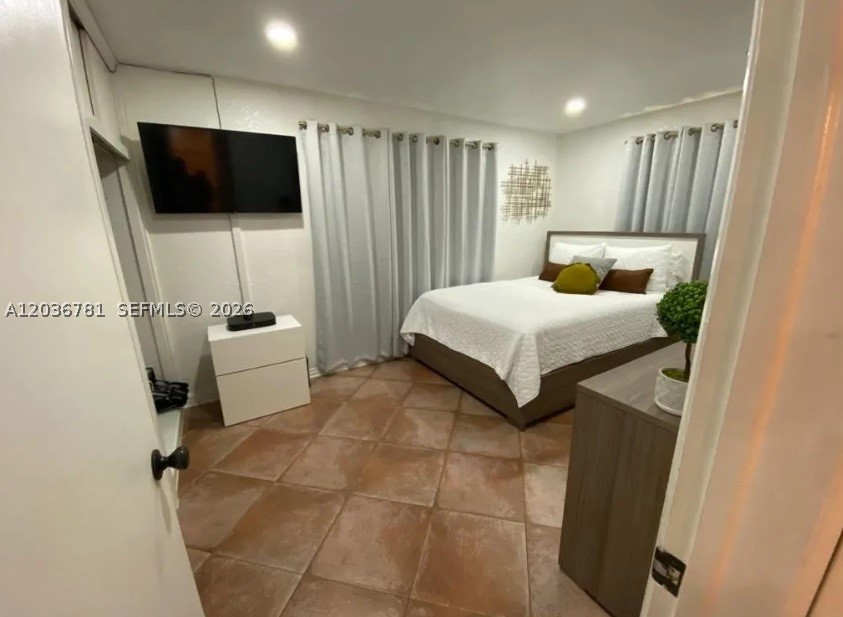 MARGATE 3RD ADD - Residential Lease