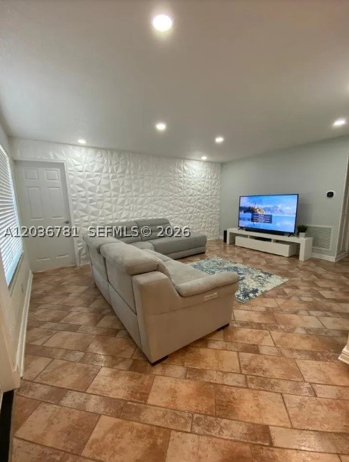 MARGATE 3RD ADD - Residential Lease