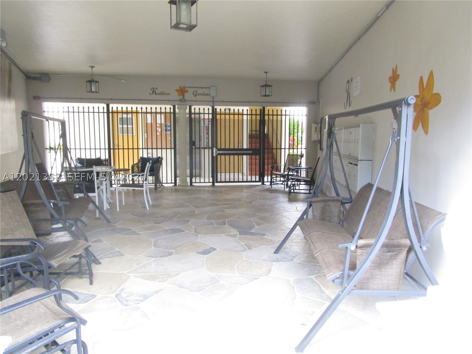 JASMIN GARDENS - Residential Lease
