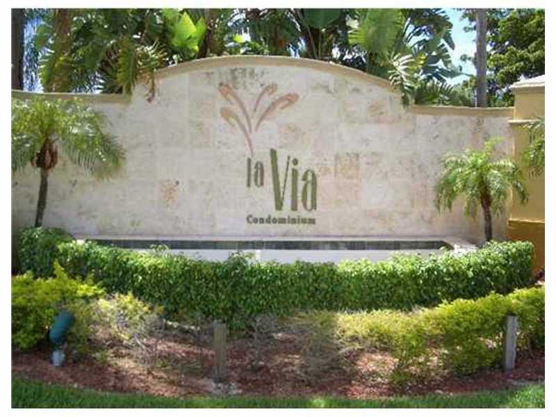 LA VIA CONDO - Residential Lease