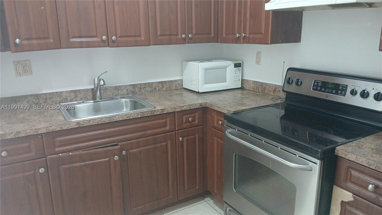 SUNSET HILLS I CONDOMINIU - Residential