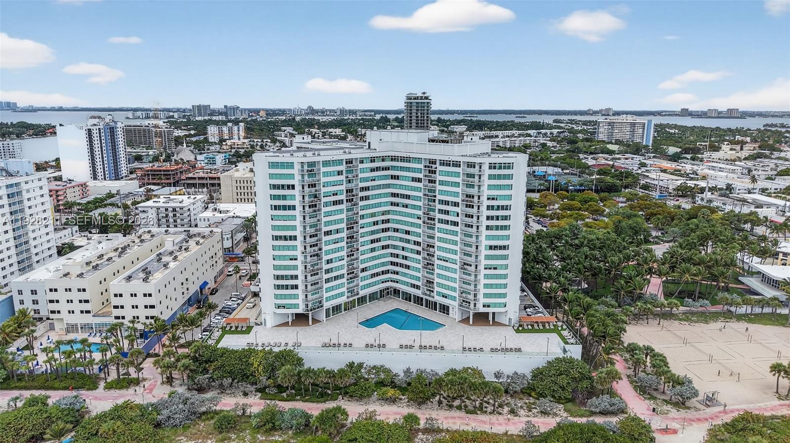 BURLEIGH HOUSE CONDO - Residential