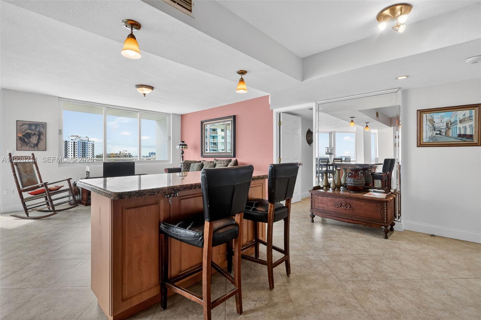 BURLEIGH HOUSE CONDO - Residential