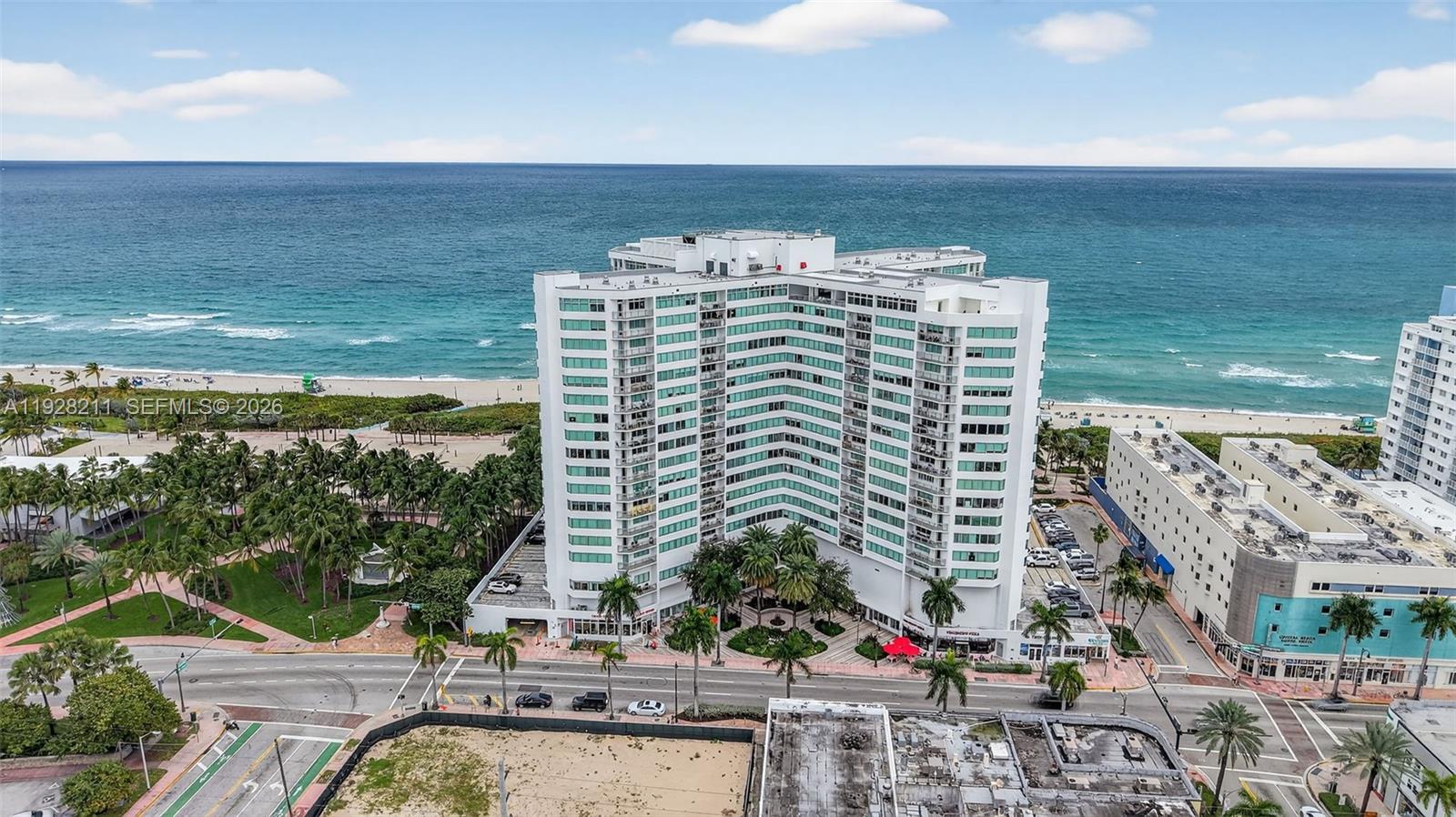 BURLEIGH HOUSE CONDO - Residential
