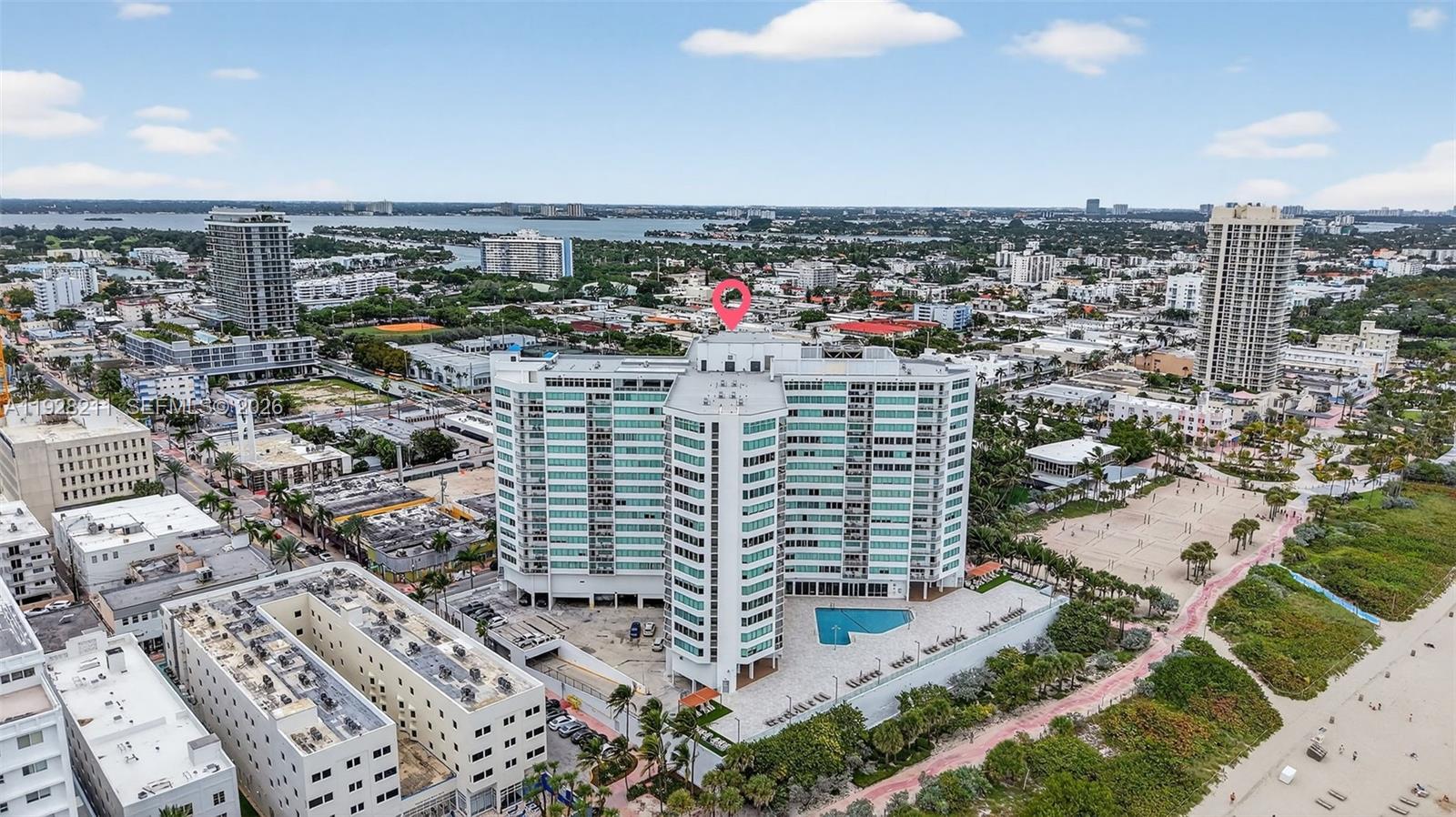 BURLEIGH HOUSE CONDO - Residential