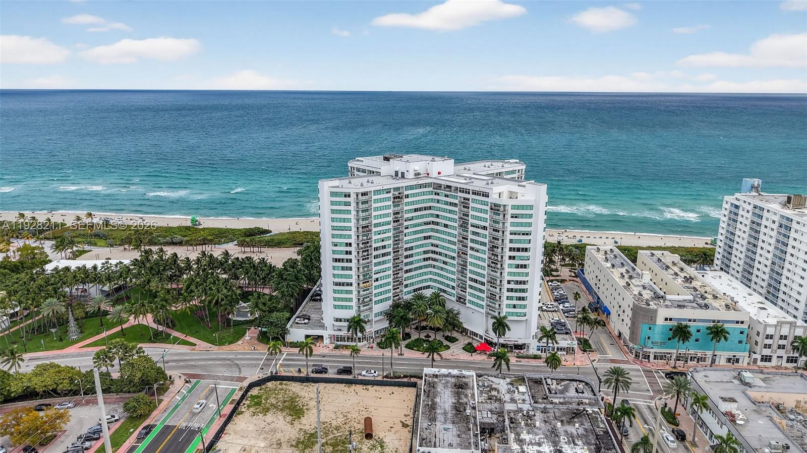 BURLEIGH HOUSE CONDO - Residential