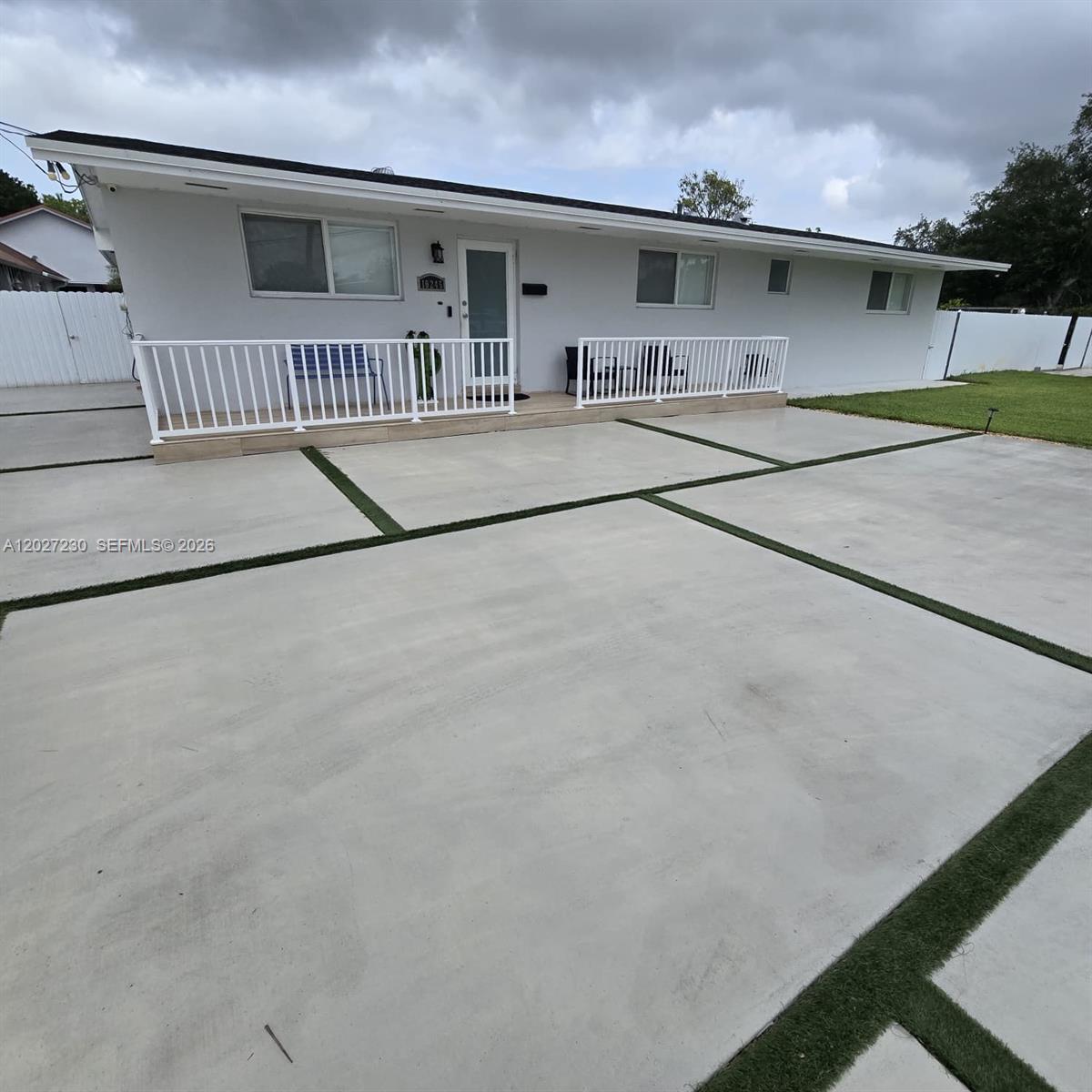 MILLER DRIVE ESTATES - Residential Lease