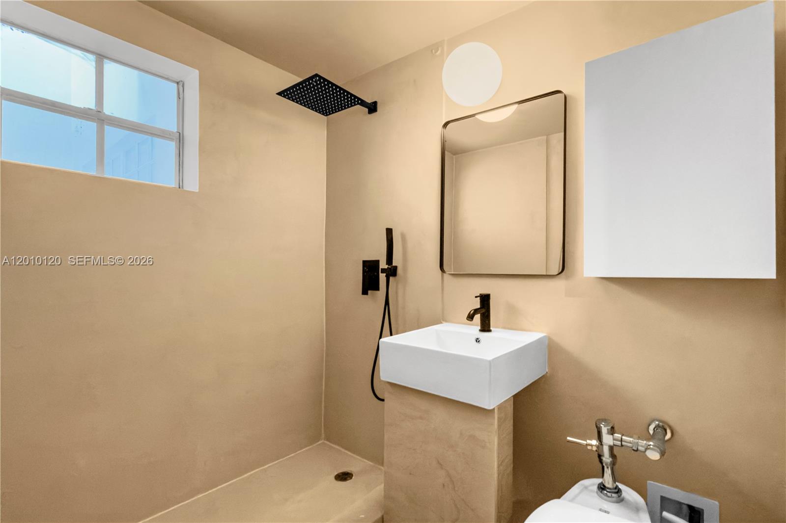 Espanola Way Villas Condo - Residential
