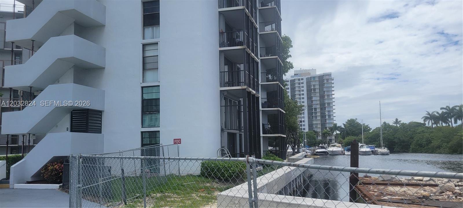 ENSENADA CONDO BLDG E-II - Residential