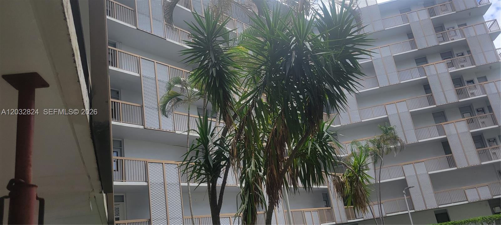 ENSENADA CONDO BLDG E-II - Residential