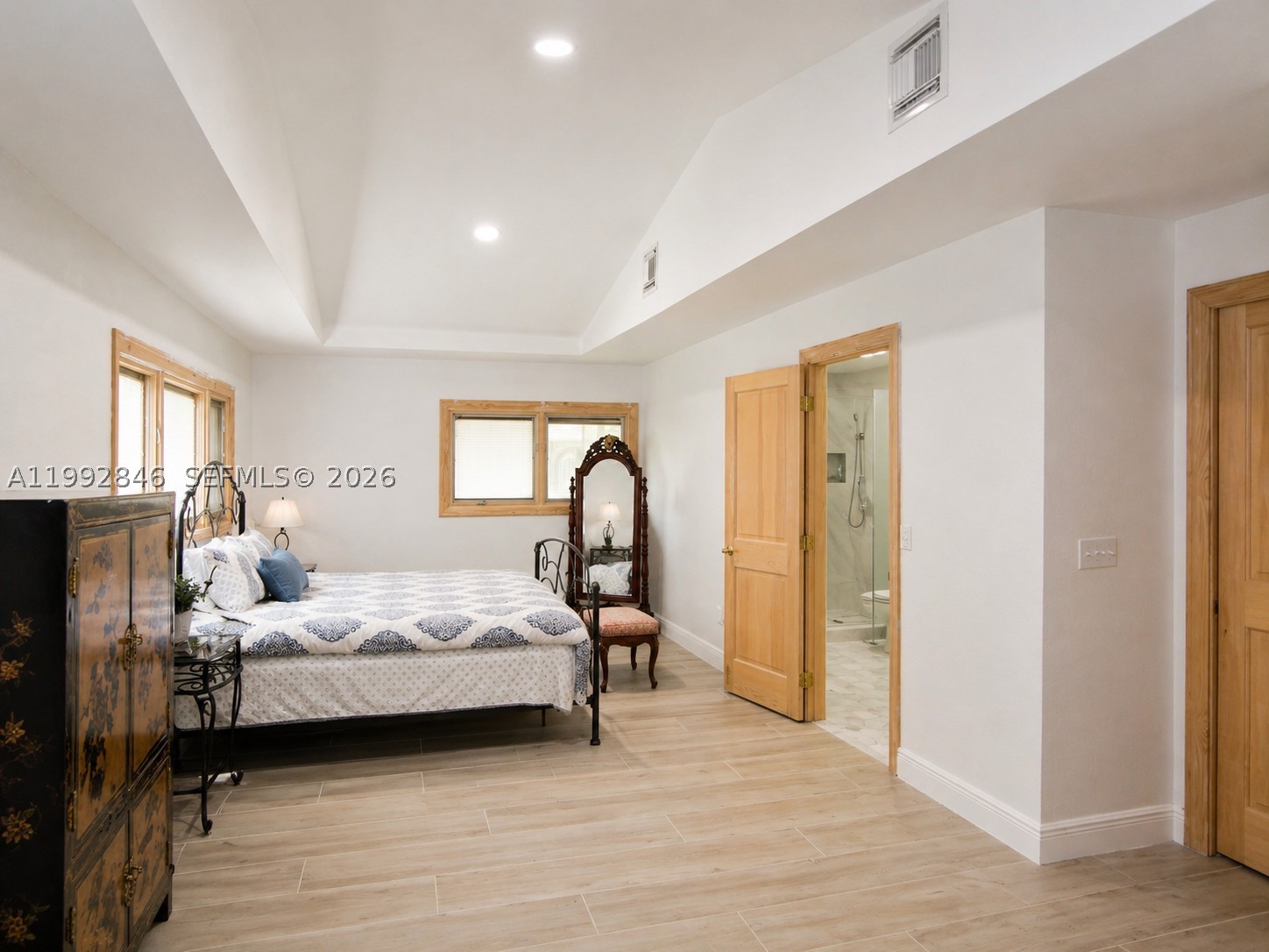 COUNTRY RIDGE ESTATES - Residential