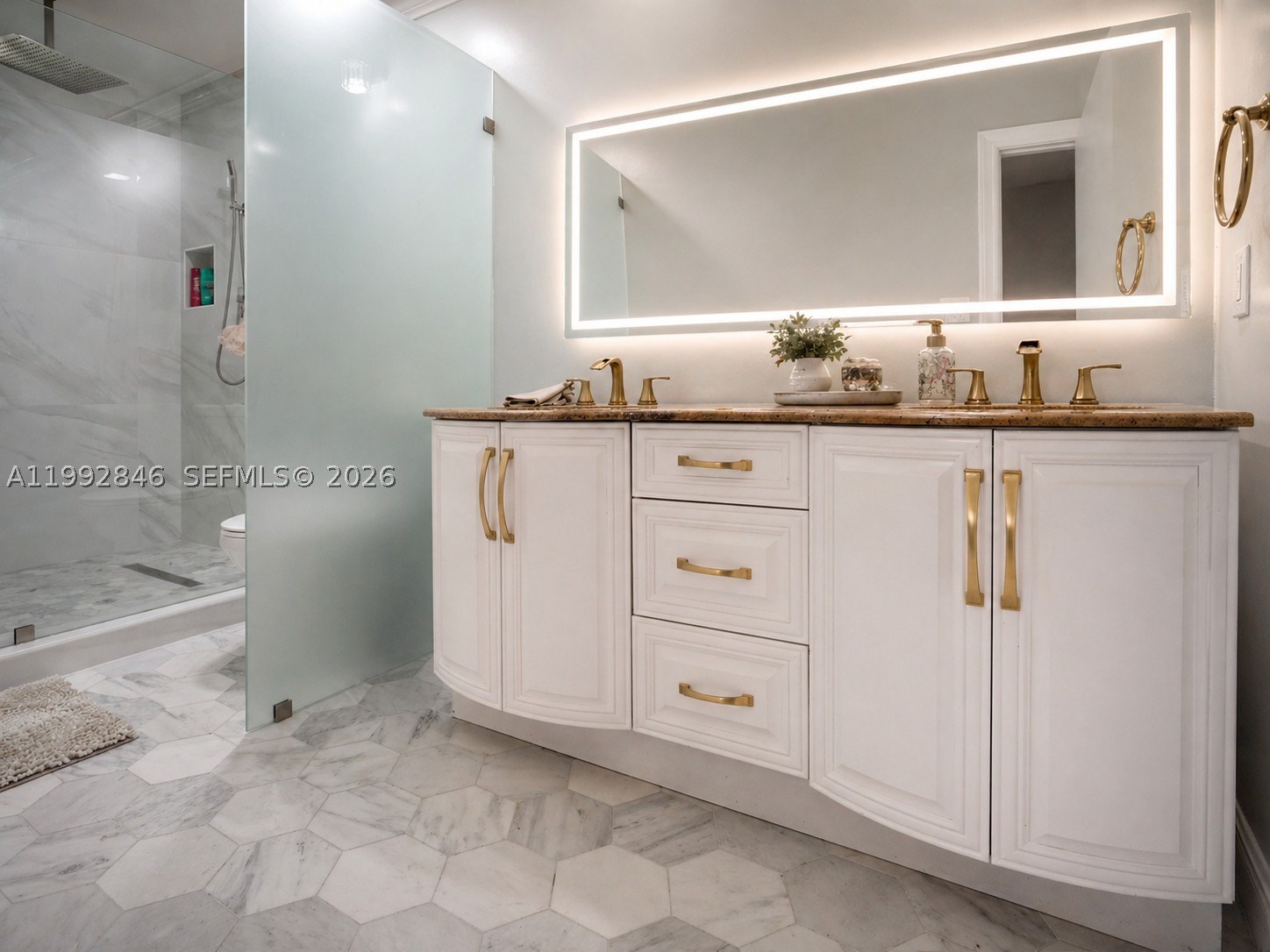 COUNTRY RIDGE ESTATES - Residential