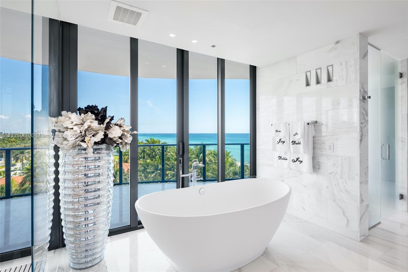 REGALIA CONDO - Residential