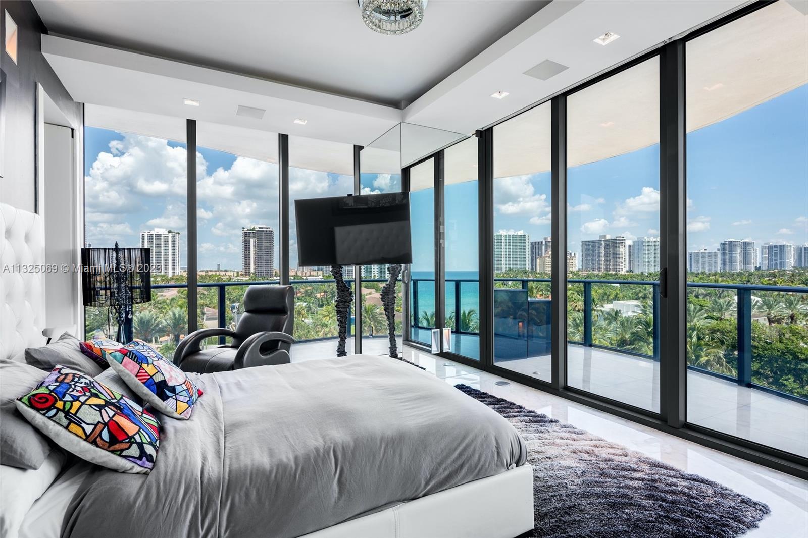 REGALIA CONDO - Residential
