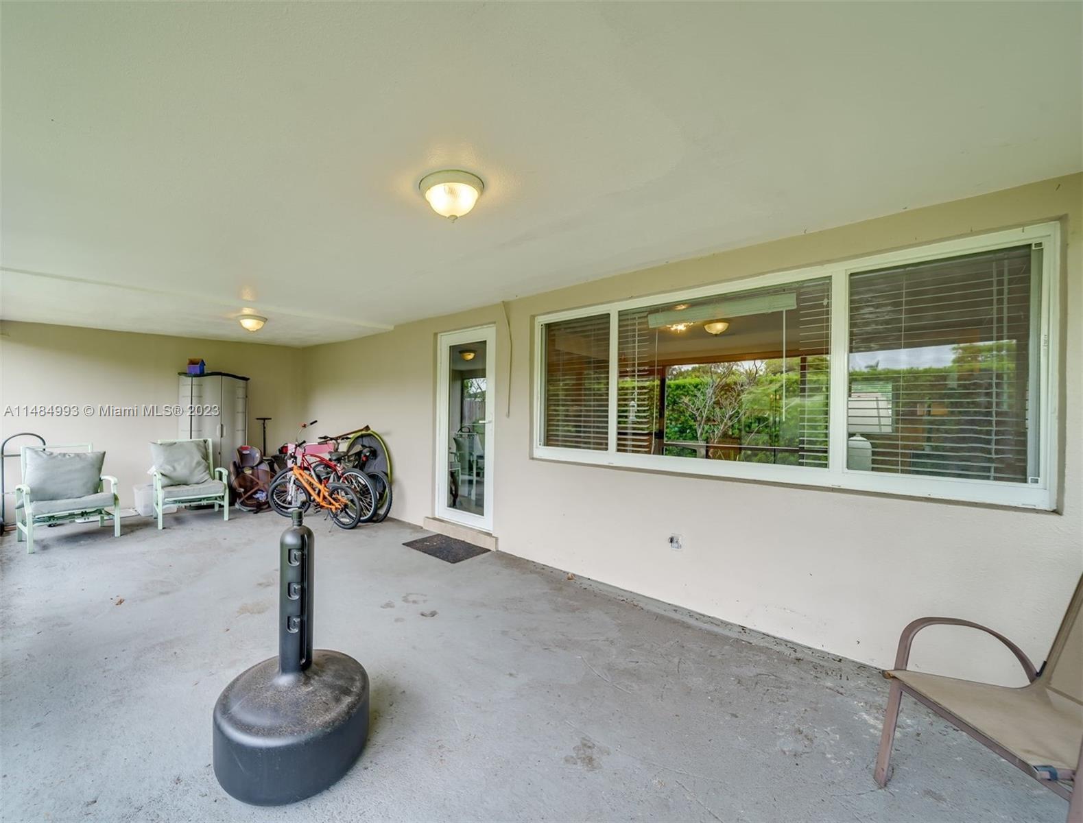 SUMMERTIME ISLES - Residential Lease