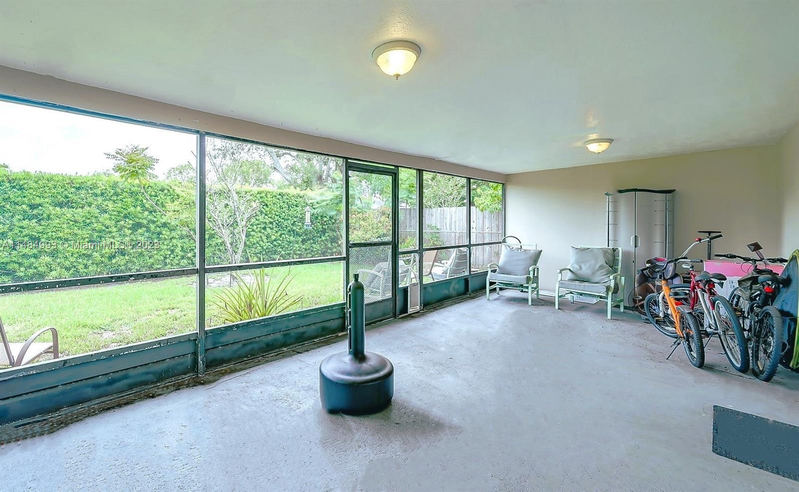 SUMMERTIME ISLES - Residential Lease
