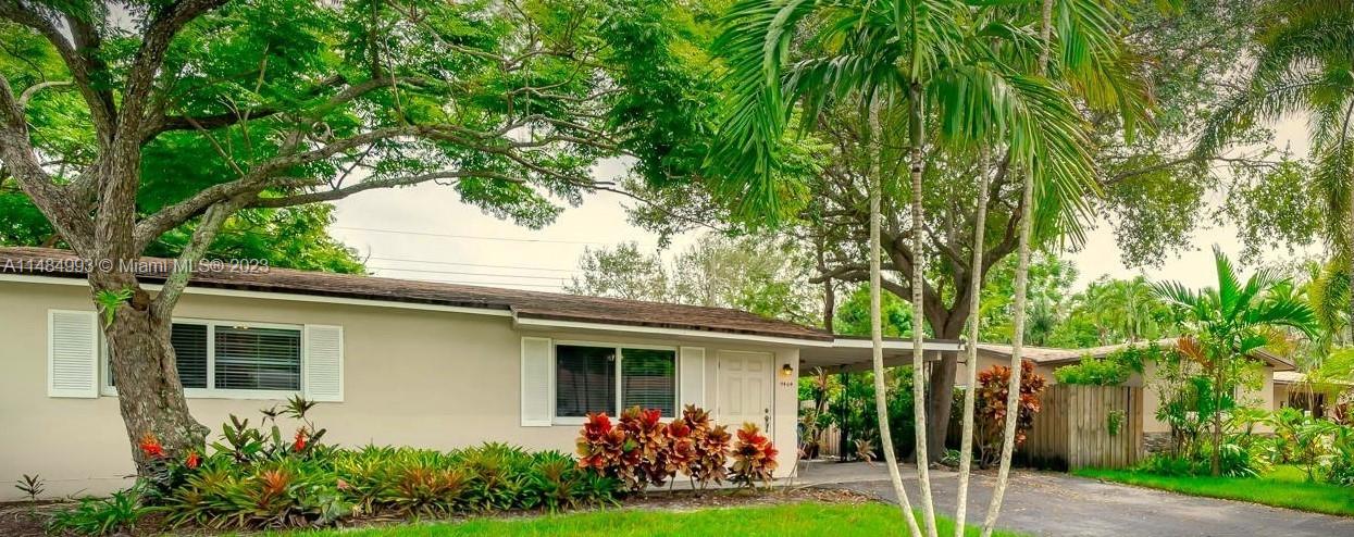 SUMMERTIME ISLES - Residential Lease