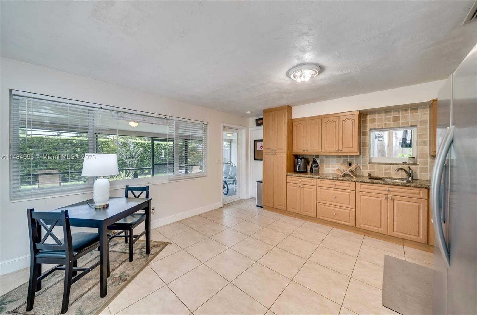 SUMMERTIME ISLES - Residential Lease