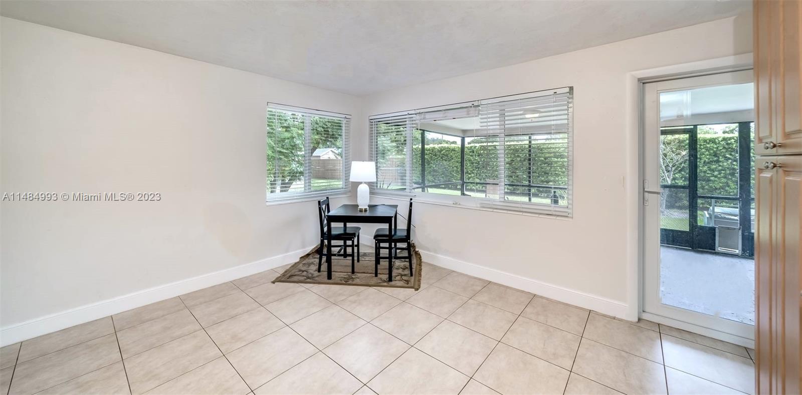SUMMERTIME ISLES - Residential Lease