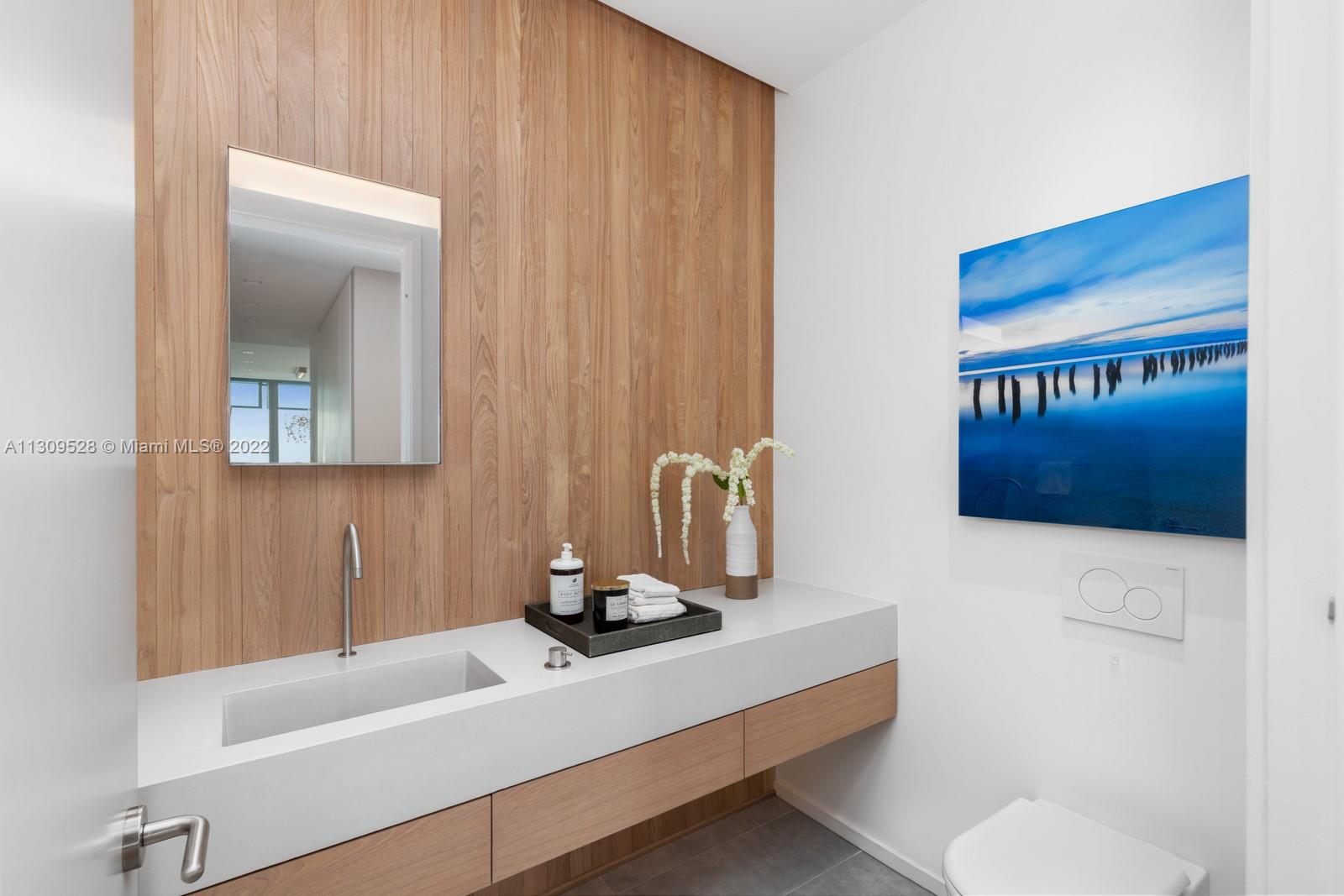 2901 COLLINS CONDO - Residential