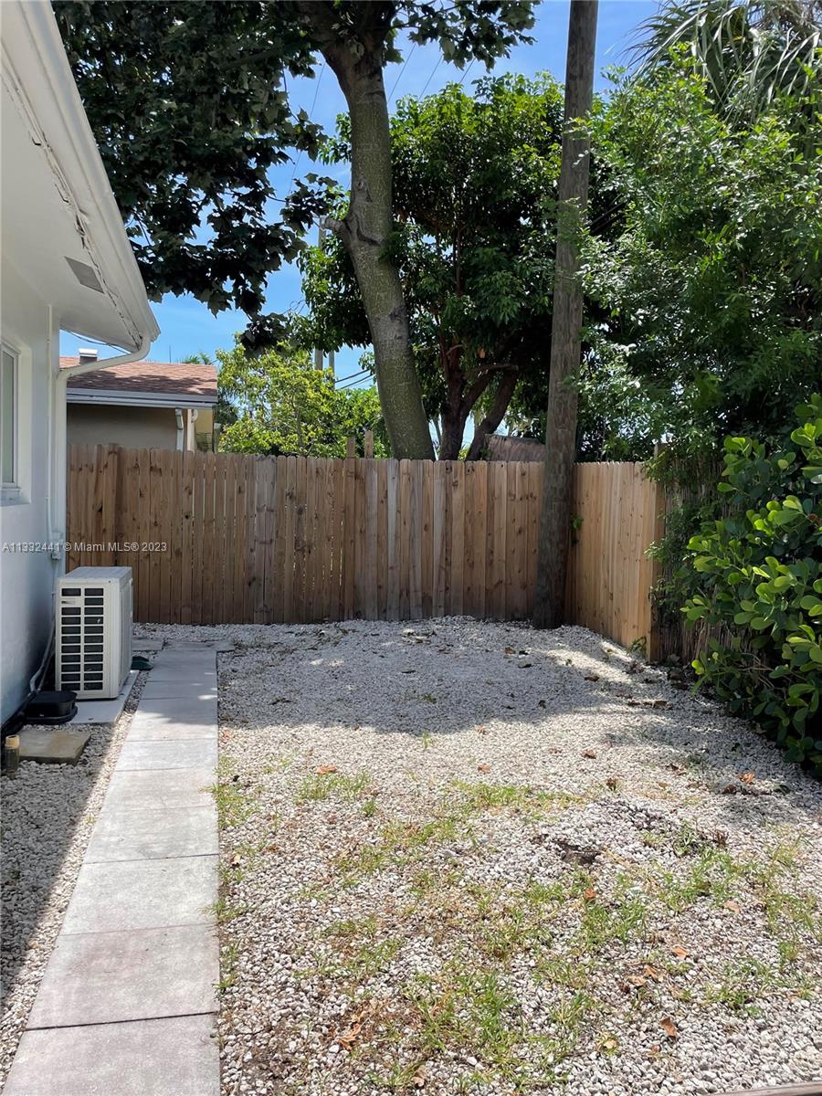 CORAL RIDGE ISLES - Residential Income