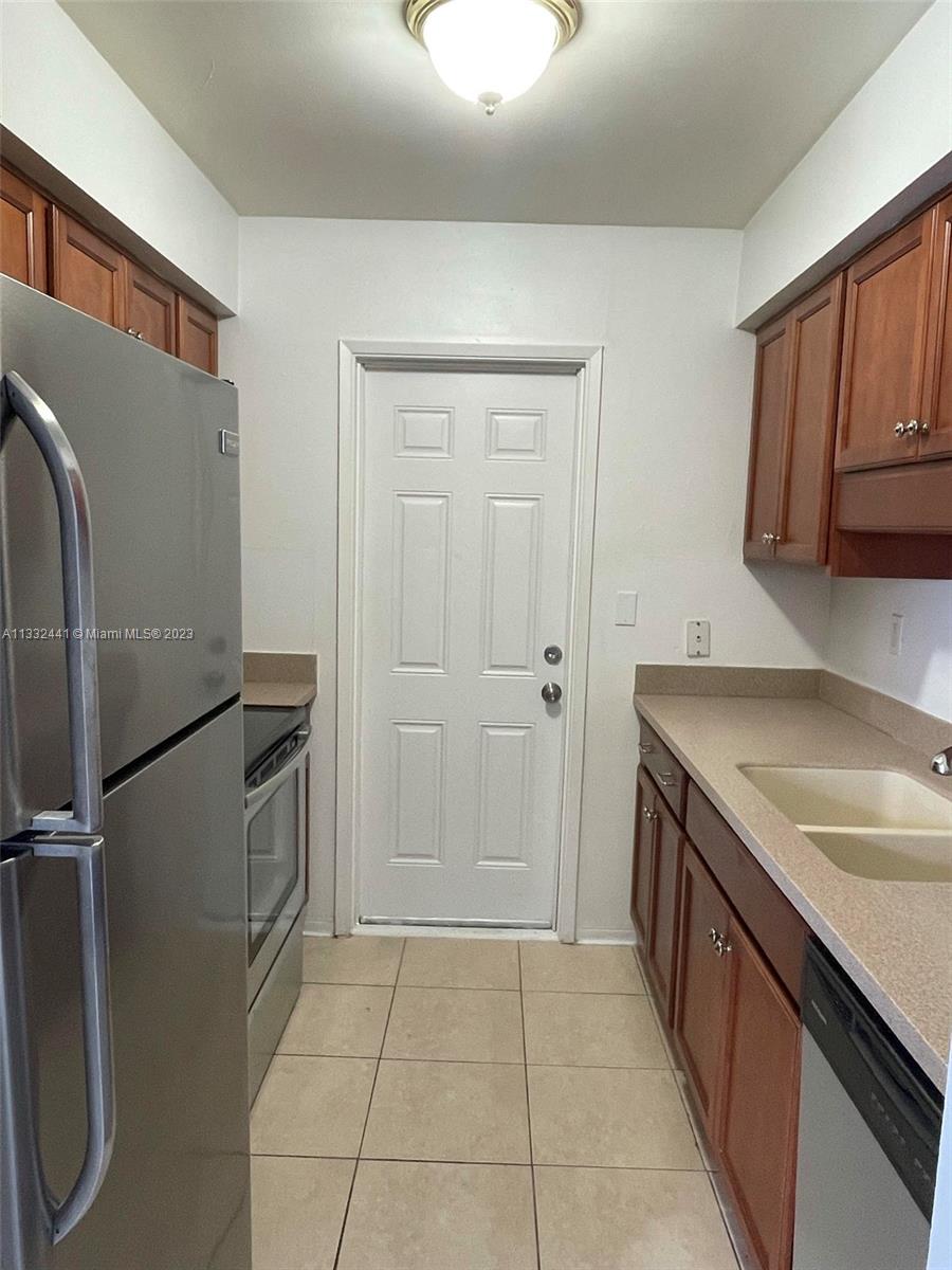 CORAL RIDGE ISLES - Residential Income