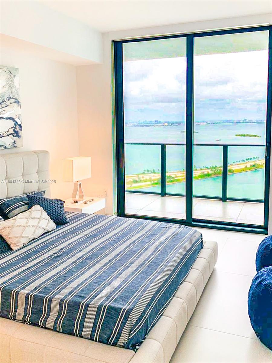 PARAISO BAYVIEWS CONDO - Residential