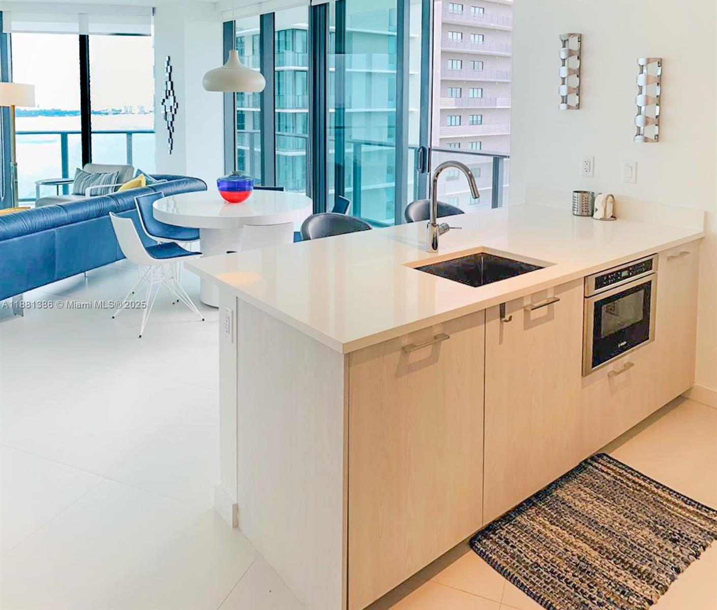PARAISO BAYVIEWS CONDO - Residential