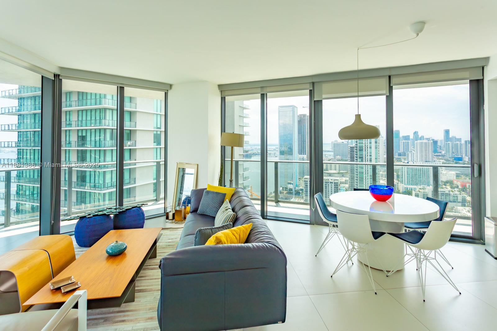 PARAISO BAYVIEWS CONDO - Residential