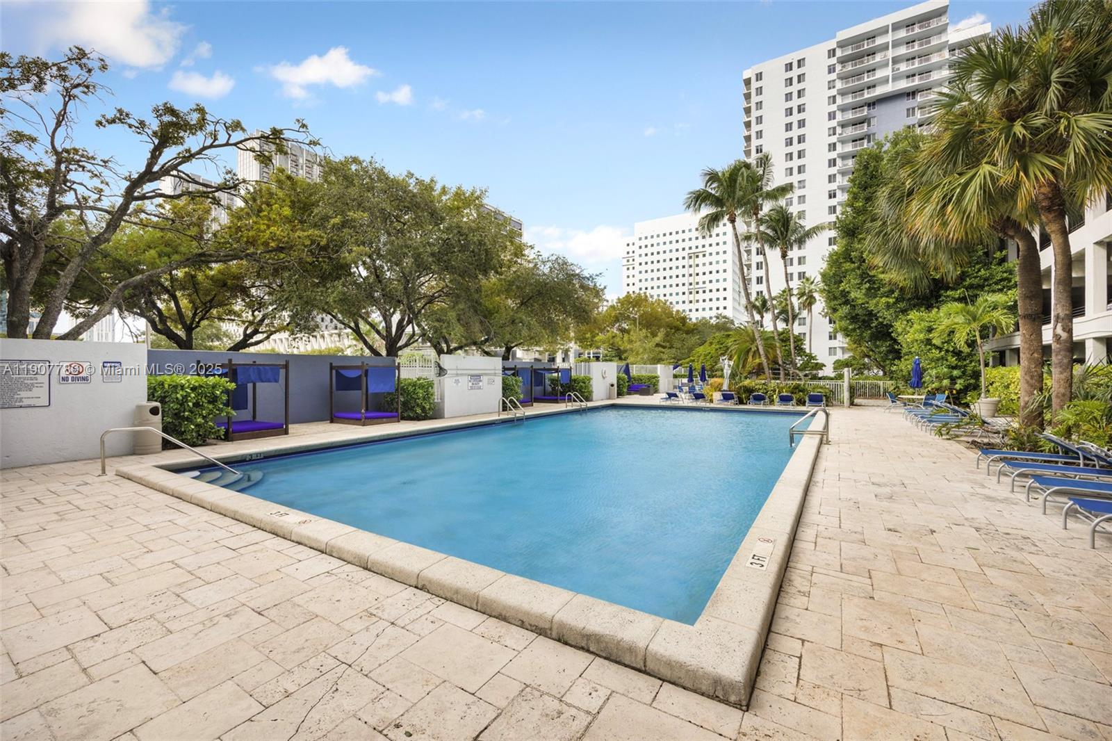 MADISON DOWNTOWN CONDO - Residential