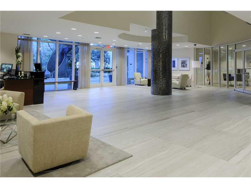 TERRAZAS RIVERPARK VILLAG - Residential Lease