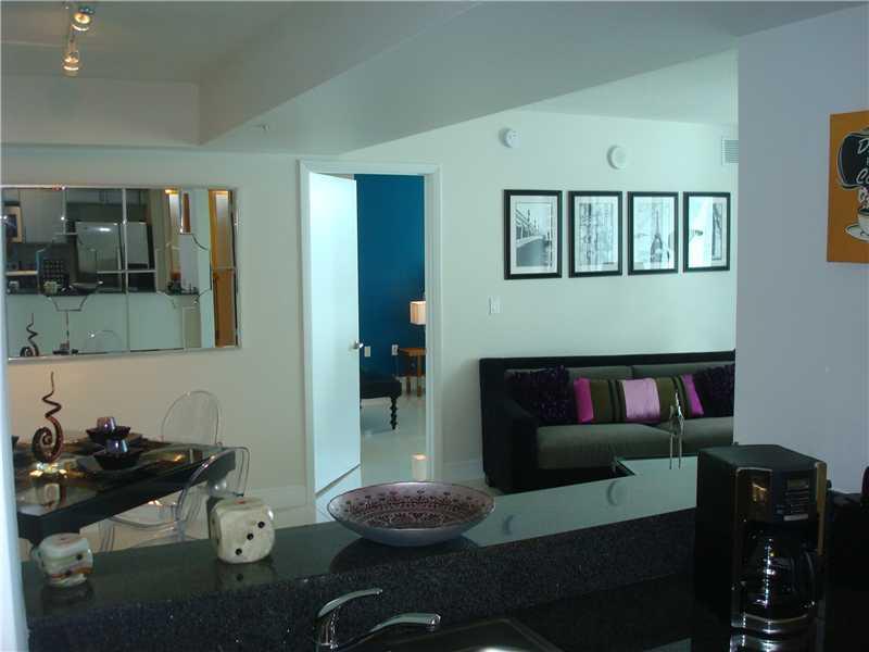 TERRAZAS RIVERPARK VILLAG - Residential Lease