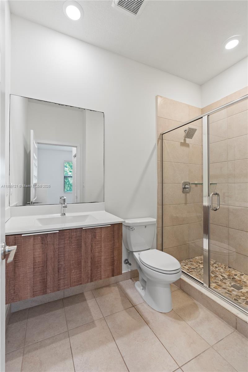 APEX AT PARK CENTRAL COND - Residential