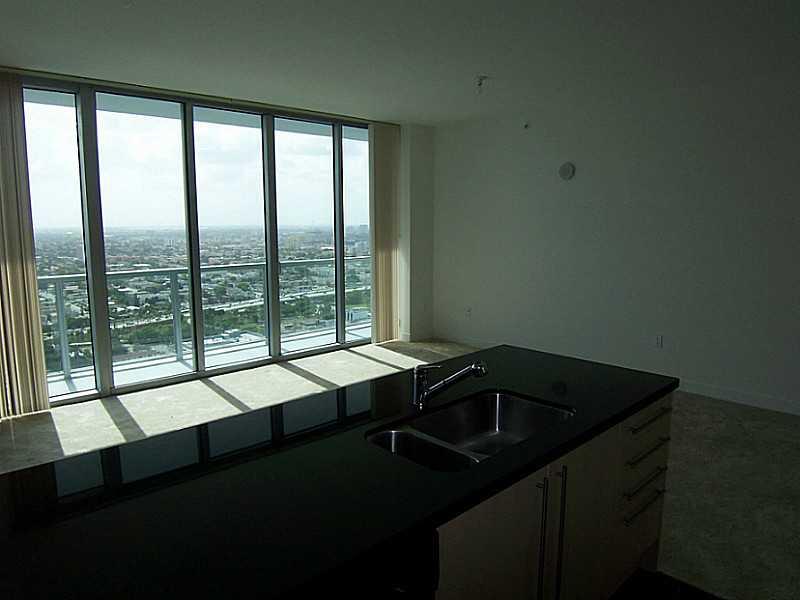 THE AXIS ON BRICKELL II C - Residential Lease