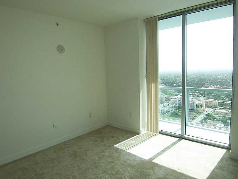 THE AXIS ON BRICKELL II C - Residential Lease